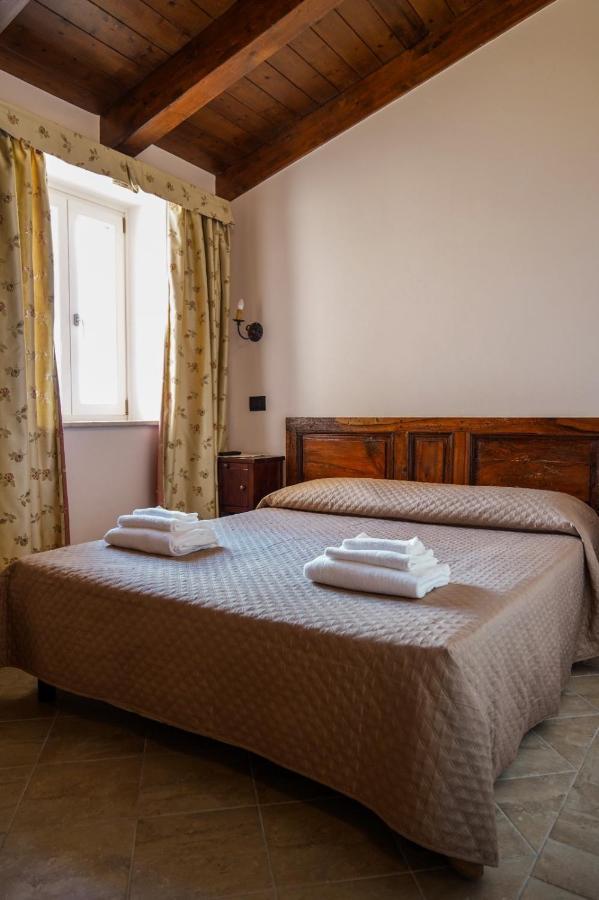 Palazzo Cestari Hotel Montesano sulla Marcellana Eksteriør billede