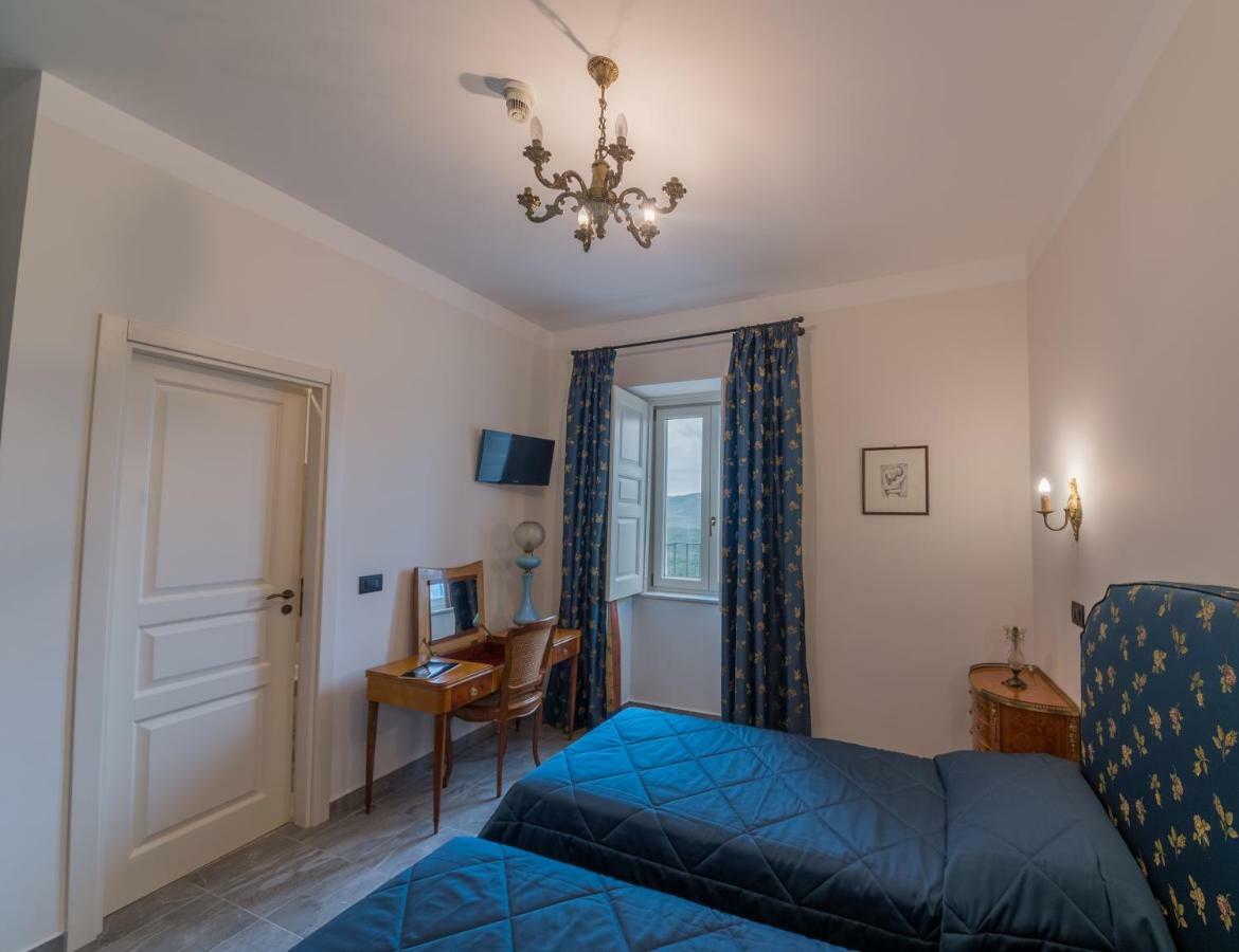 Palazzo Cestari Hotel Montesano sulla Marcellana Eksteriør billede