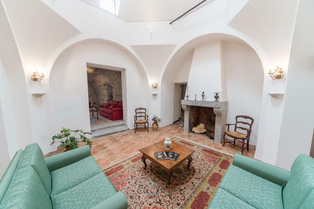 Palazzo Cestari Hotel Montesano sulla Marcellana Eksteriør billede