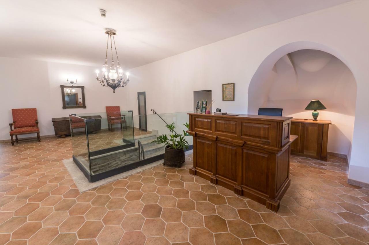 Palazzo Cestari Hotel Montesano sulla Marcellana Eksteriør billede